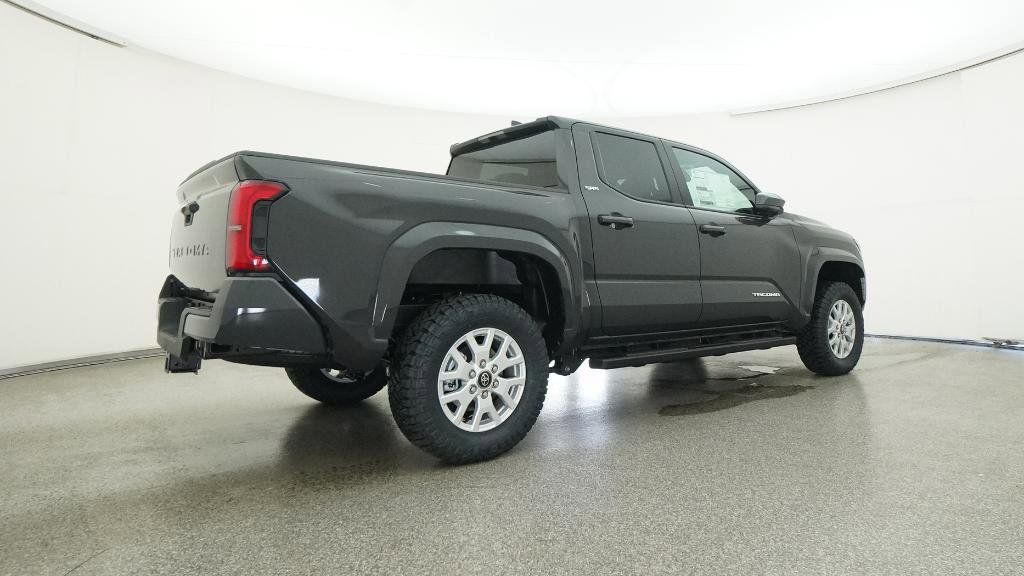 Thumbnail: 2025 Toyota Tacoma - 15