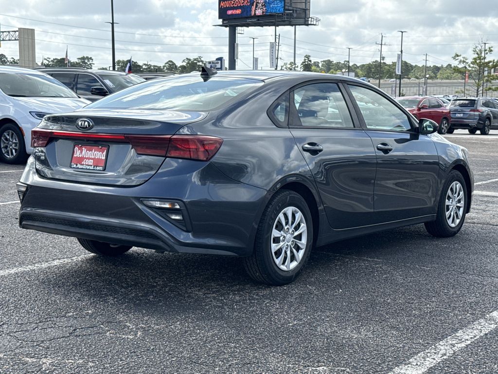 2019 Kia Forte FE - 4