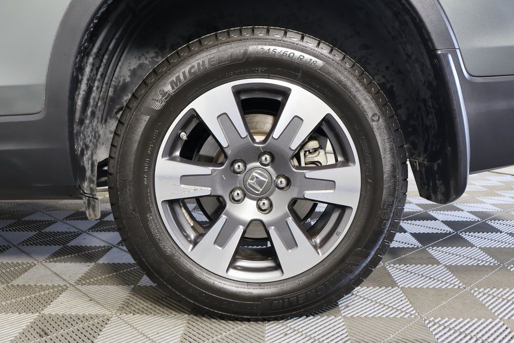 Thumbnail: 2017 Honda Ridgeline - 16