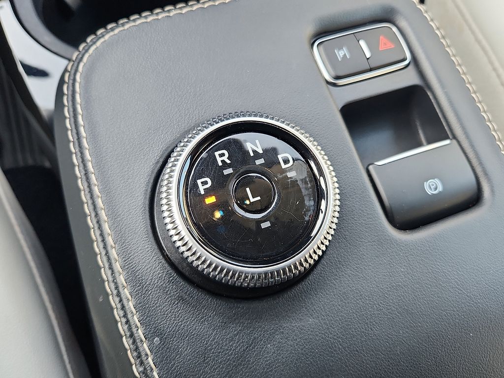 Thumbnail: 2021 Ford Mustang Mach-E - 15