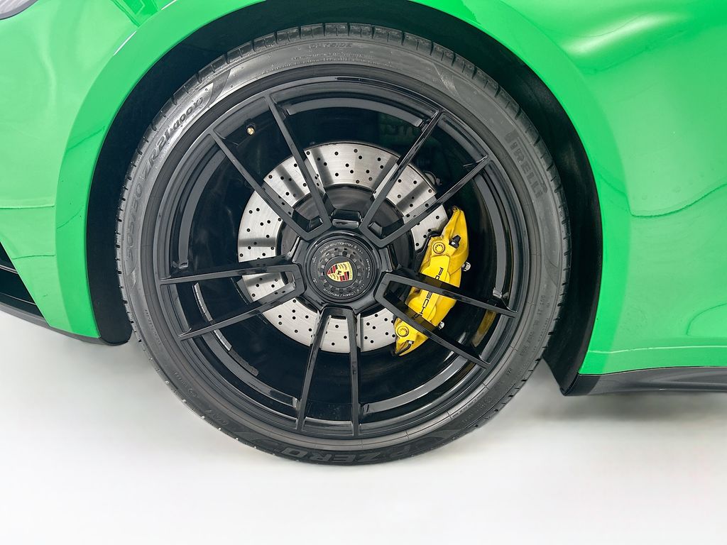 Thumbnail: 2023 Porsche 911 - 30