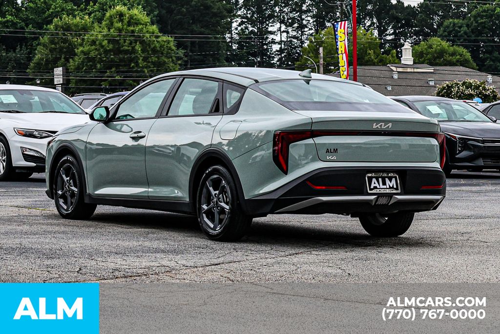 Used 2025 Gray Kia LXS image 7