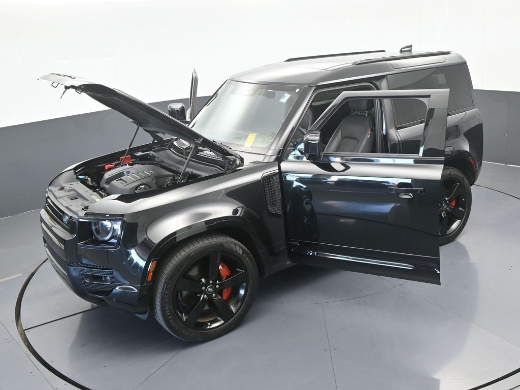 Used 2023 Black Land Rover X image 65