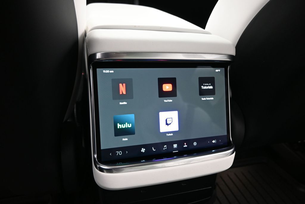 2023 Tesla Model X Plaid Tri Motor All-Wheel Drive