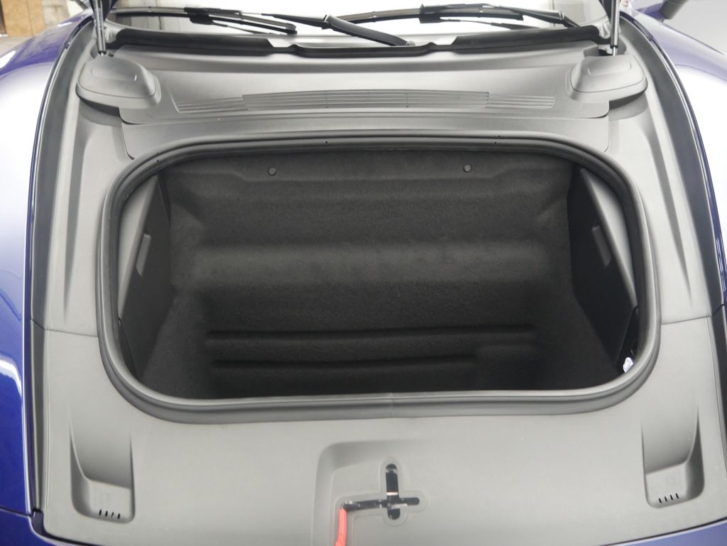 Thumbnail: 2026 Porsche 911 - 13