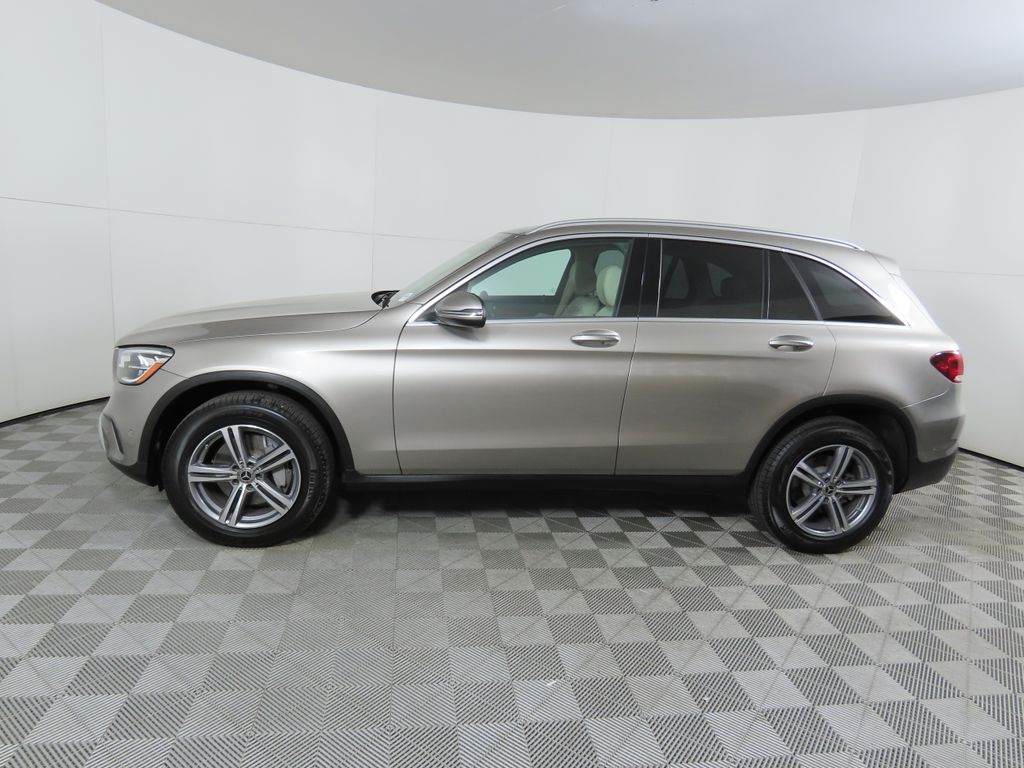 2022 Mercedes-Benz GLC 300 8