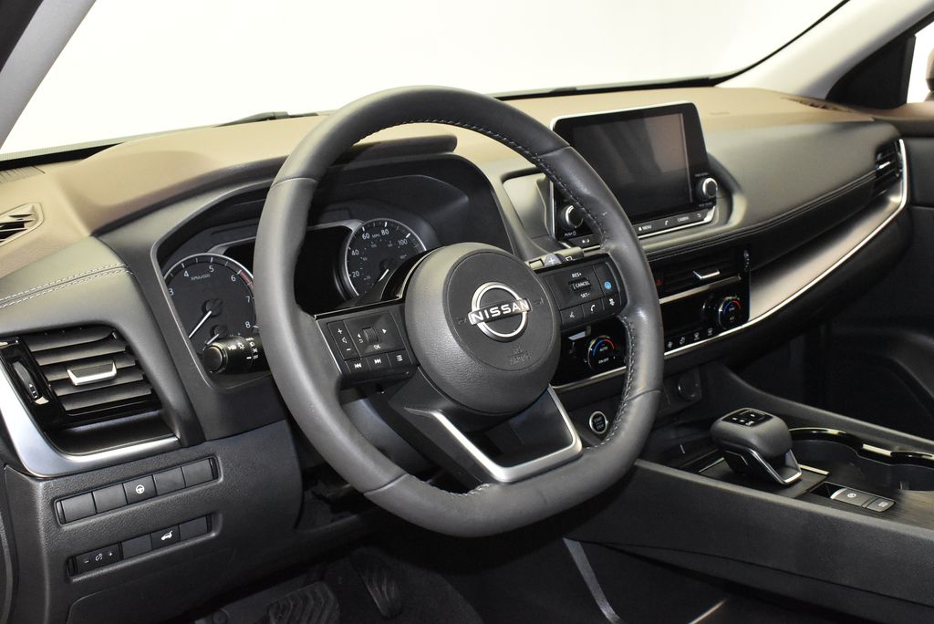 Thumbnail: 2023 Nissan Rogue - 15