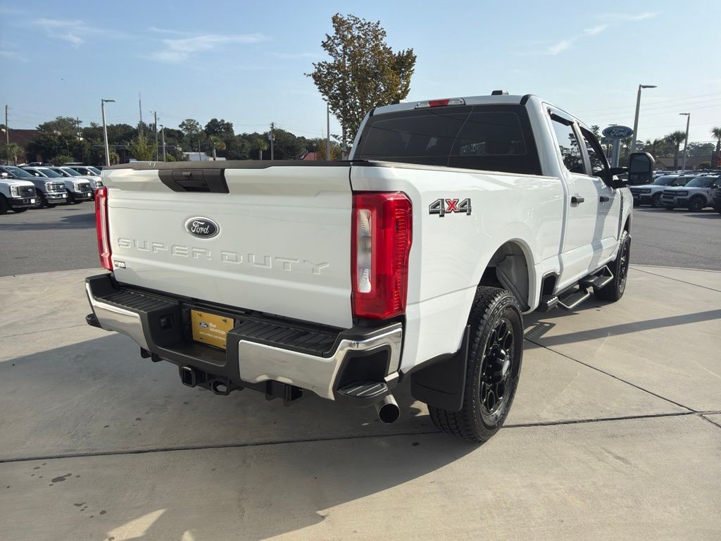2024 Ford F-250 Super Duty 10