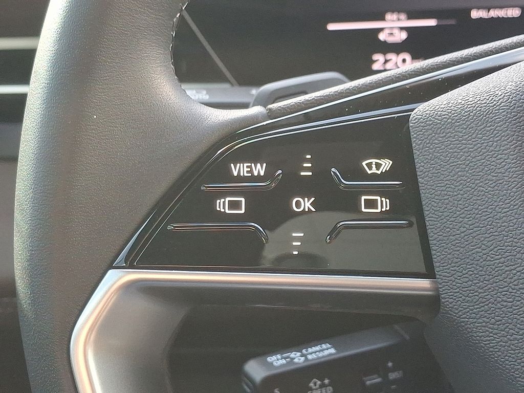 Thumbnail: 2025 Audi Q6 e-tron - 20