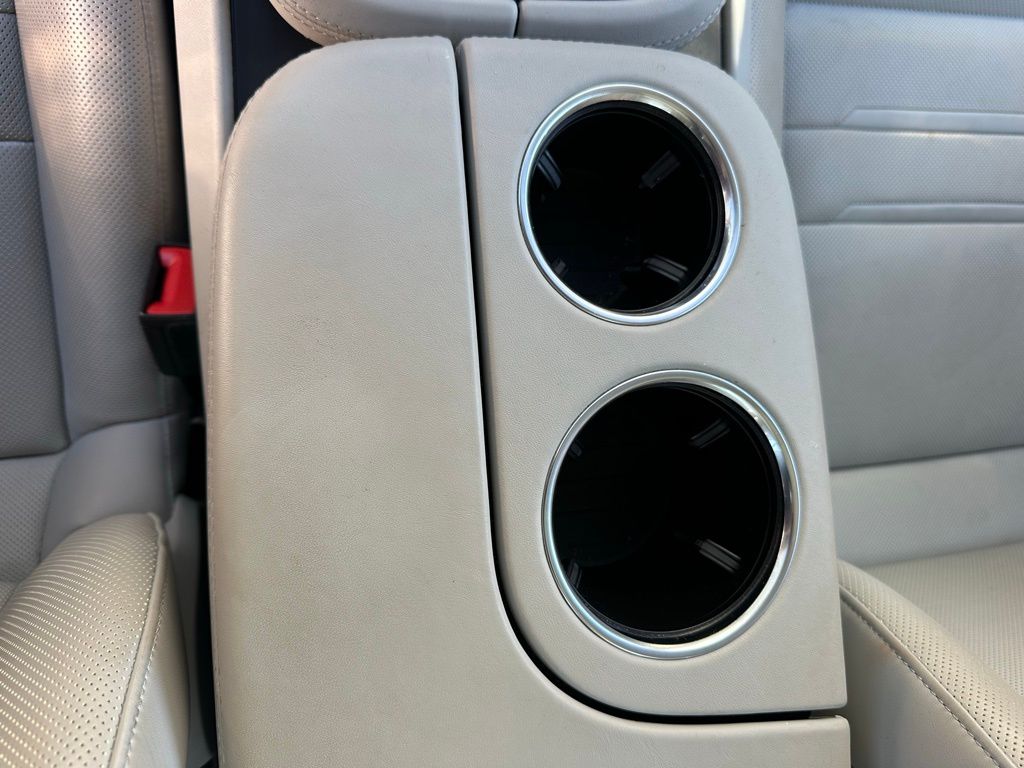 Thumbnail: 2023 Porsche Panamera - 28