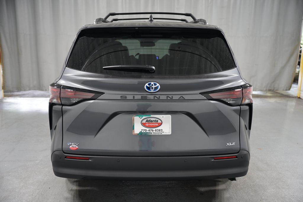 2025 Toyota Sienna XLE 7