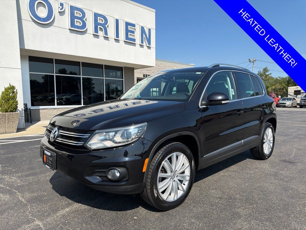 Deep Black 2016 Volkswagen Tiguan SUV / Crossover Front-Wheel Drive 6-Speed Automatic