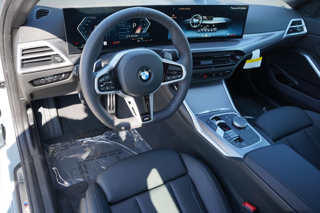 Thumbnail: 2025 BMW 3 Series - 12