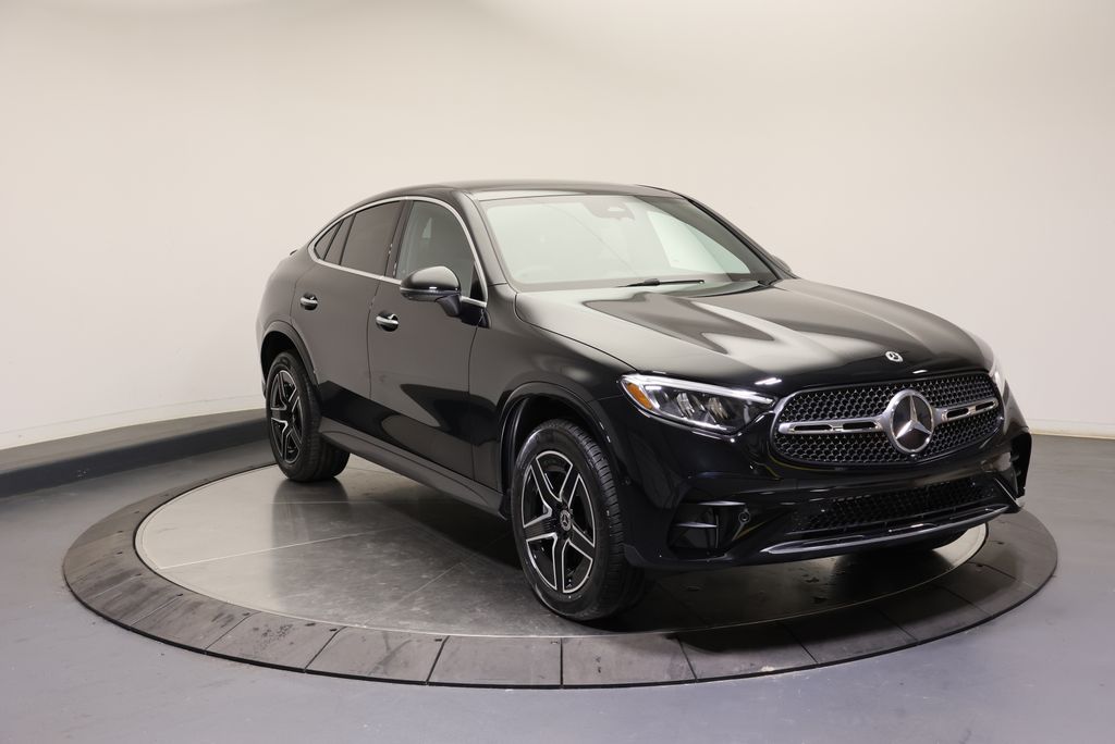 Thumbnail: 2027 Mercedes-Benz GLC - 3