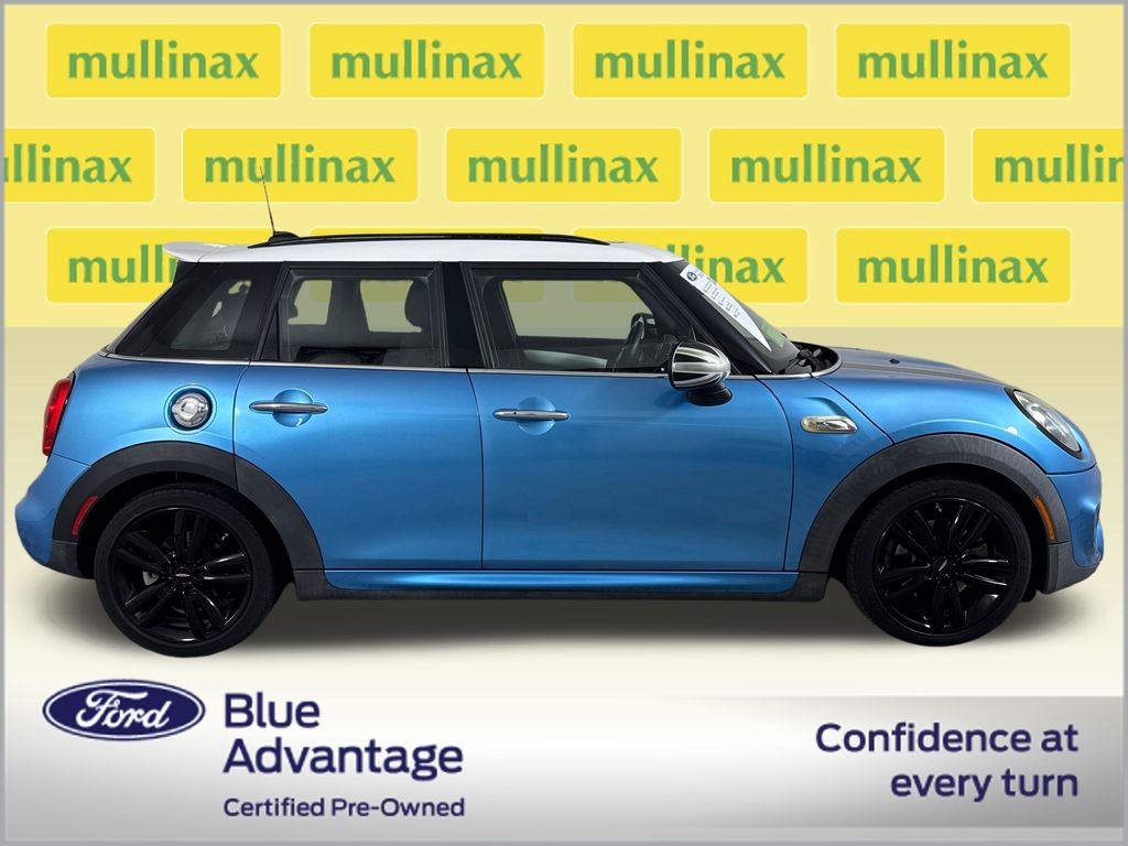 Certified Used 2018 Blue MINI Base image 2