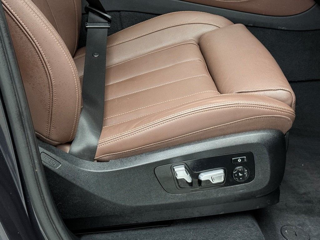 Thumbnail: 2020 BMW X5 - 23