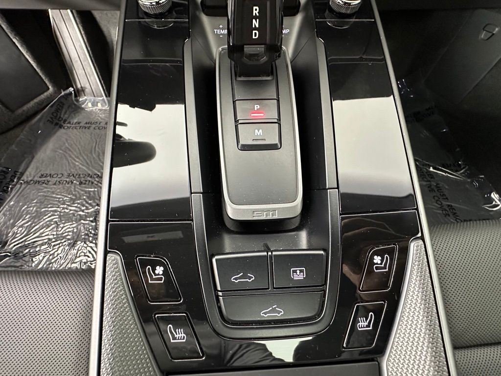 Thumbnail: 2020 Porsche 911 - 32