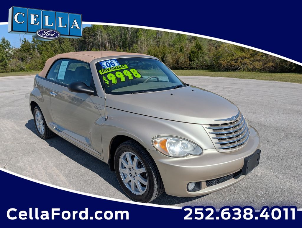 2006 Chrysler PT Cruiser Touring Convertible FWD