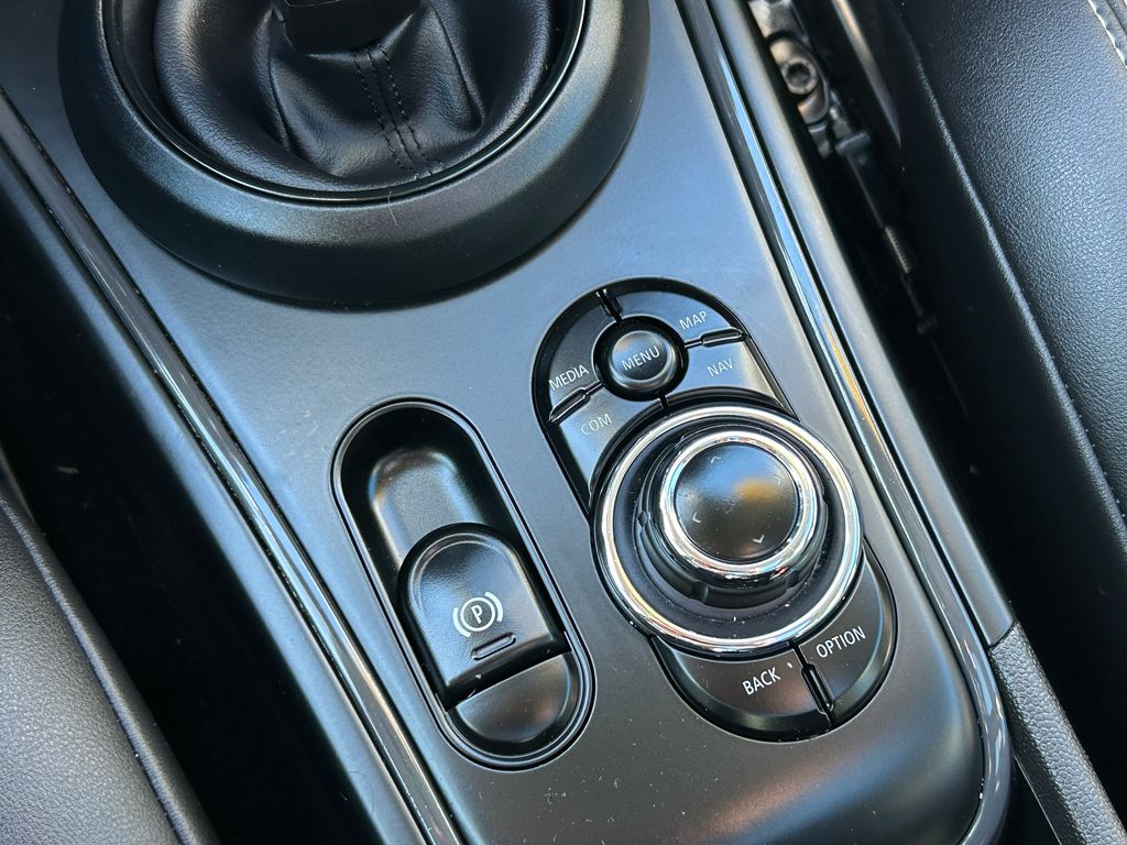 Thumbnail: 2023 MINI Cooper Countryman - 28