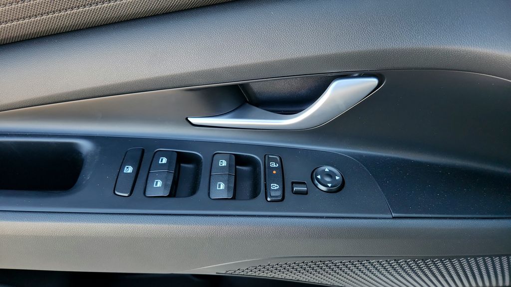 2026 Hyundai Elantra Hybrid