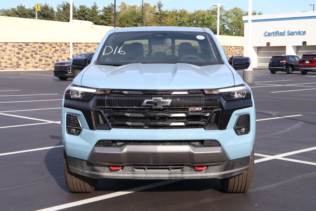 Thumbnail: 2026 Chevrolet Colorado - 2