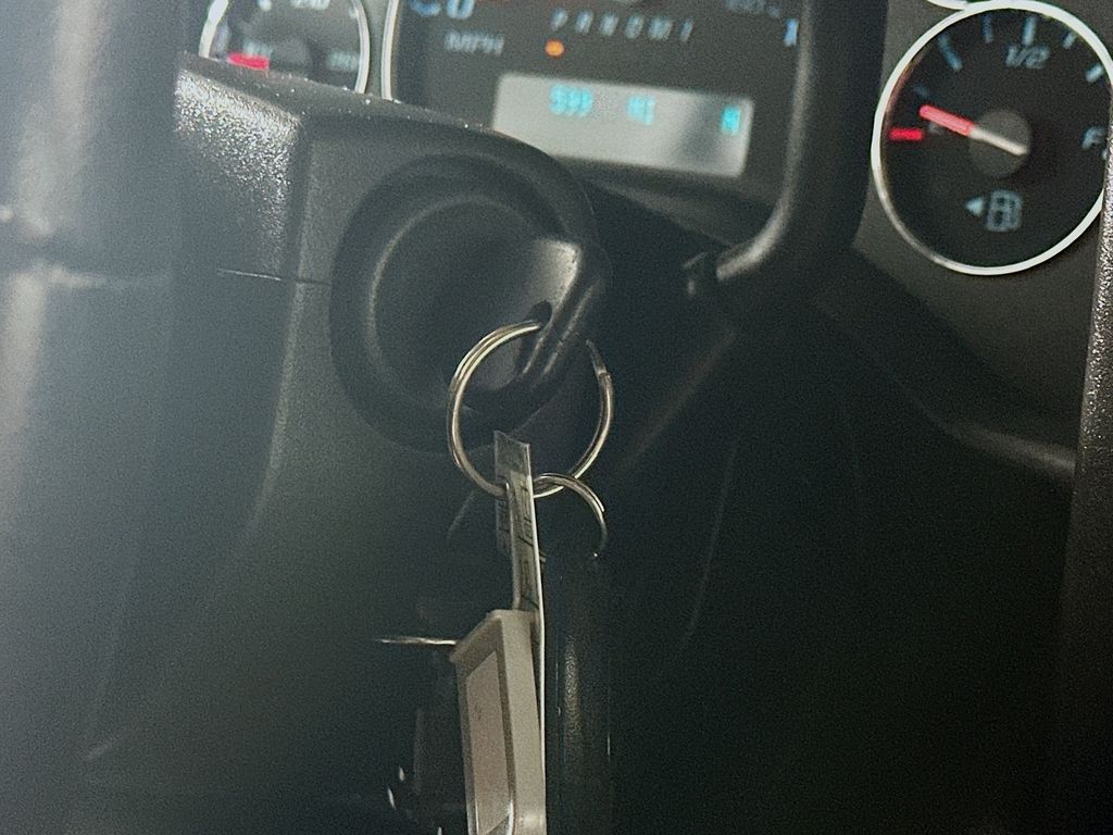 Used 2022 White Chevrolet Work Van image 26