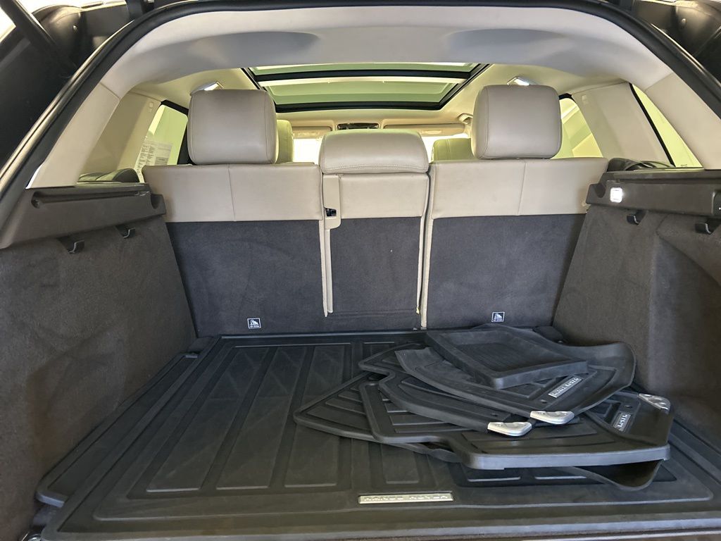 Thumbnail: 2017 Land Rover Range Rover Sport - 28