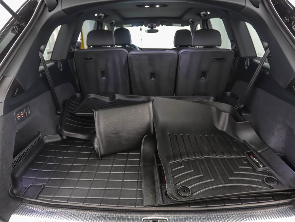 Thumbnail: 2024 Audi Q7 - 23