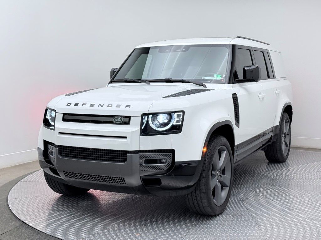 Thumbnail: 2024 Land Rover Defender - 5