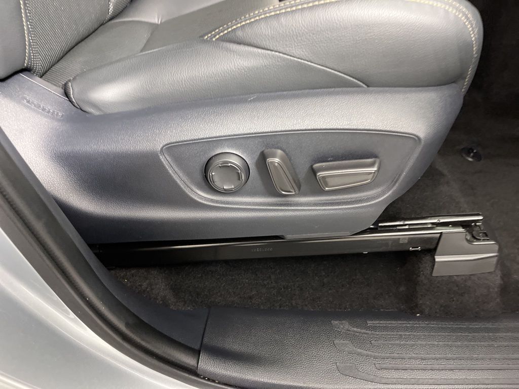 Thumbnail: 2024 Toyota Tacoma - 9