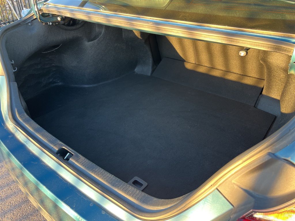 Thumbnail: 2025 Toyota Camry - 10