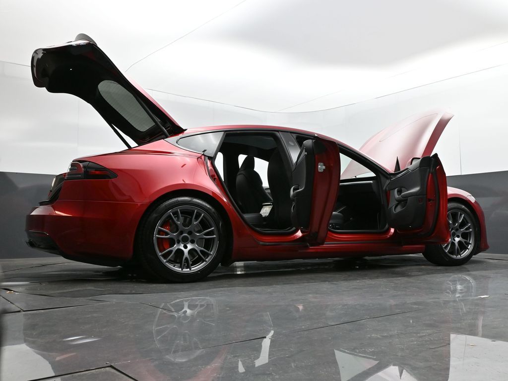 2024 Tesla Model S Plaid Tri Motor All-Wheel Drive