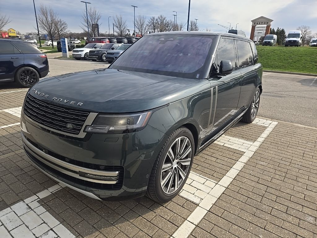 2023 Land Rover Range Rover P530 SE LWB AWD