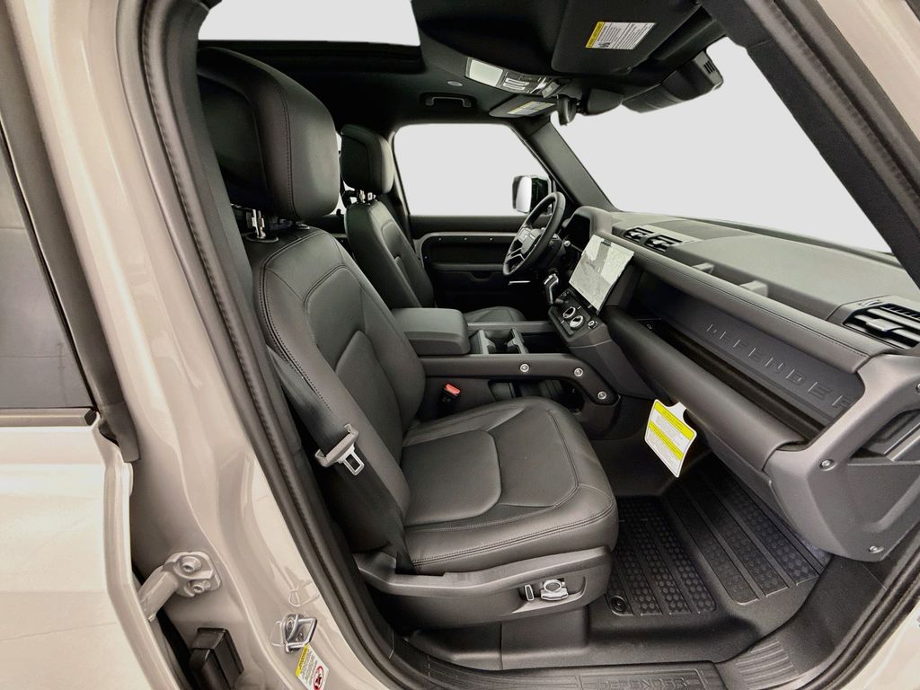 Thumbnail: 2026 Land Rover Defender - 19