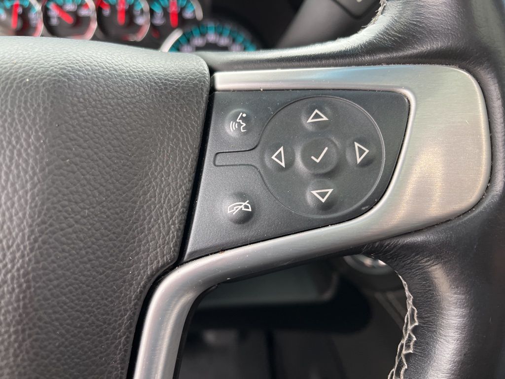 Thumbnail: 2020 GMC Yukon - 23