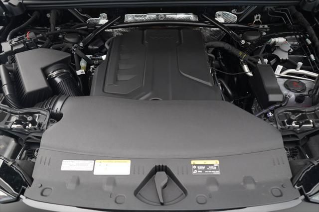 Thumbnail: 2025 Audi Q5 - 12