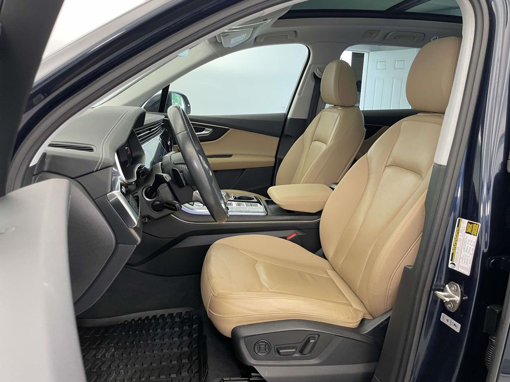 2023 Audi Q7 45 Premium - 4