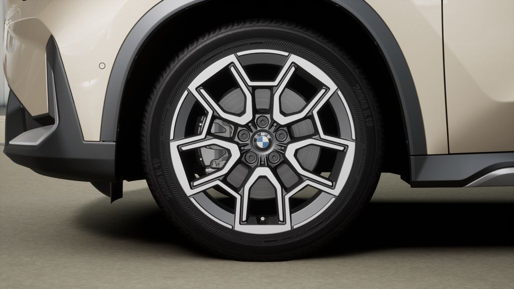 Thumbnail: 2026 BMW X1 - 5