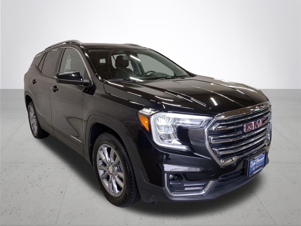 View vehicle photo 4