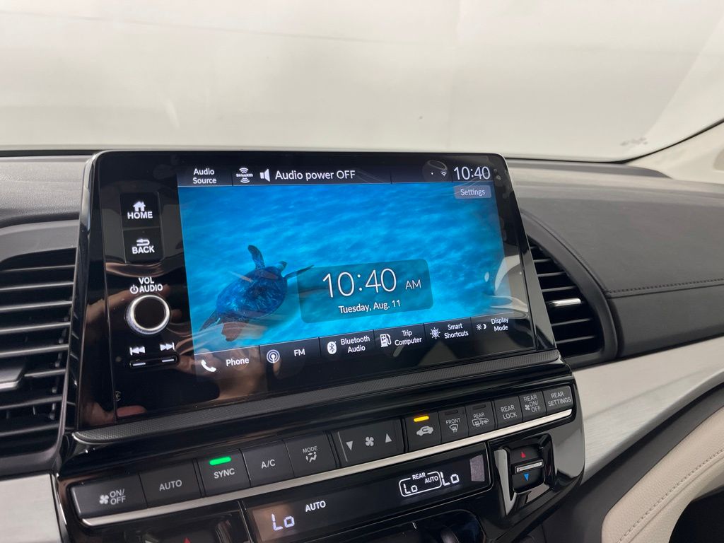 Thumbnail: 2026 Honda Odyssey - 32