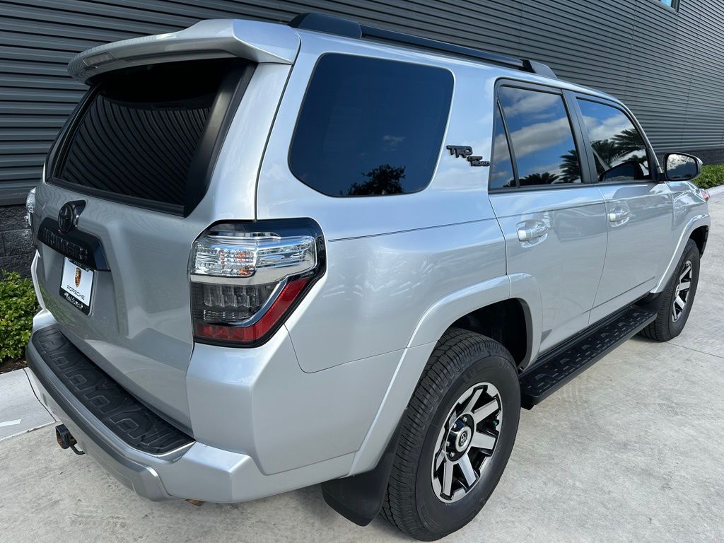 2022 Toyota 4Runner TRD Off Road 8