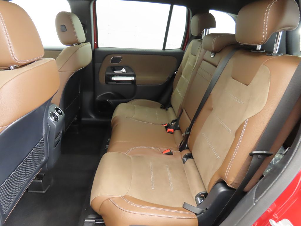 Thumbnail: 2025 Mercedes-Benz GLB - 21