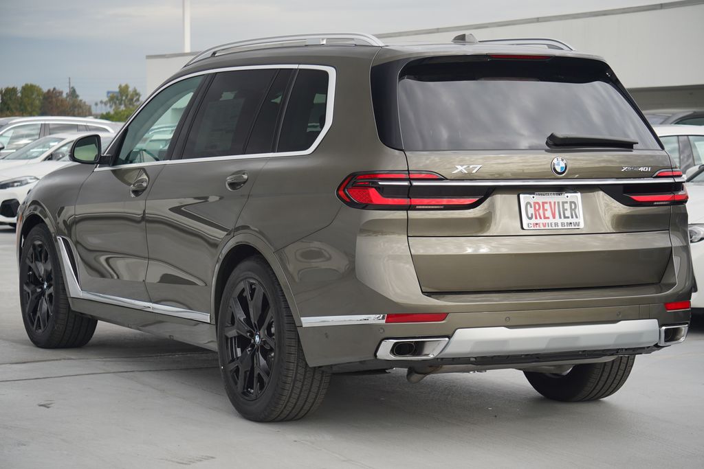 2025 BMW X7 xDrive40i 7