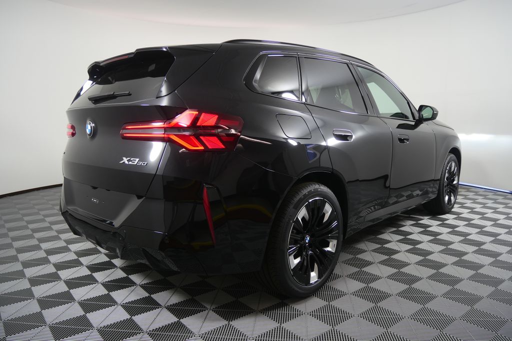 Thumbnail: 2026 BMW X3 - 3