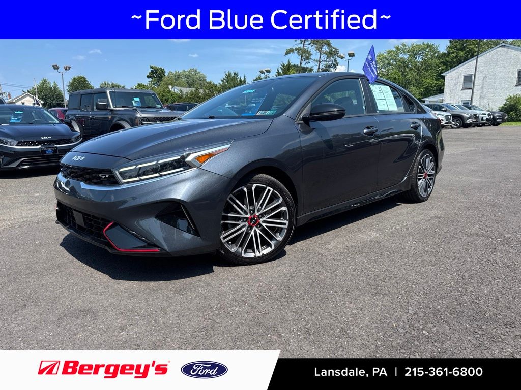 Gravity Gray 2023 Kia Forte Sedan Front-Wheel Drive 7-Speed Automatic