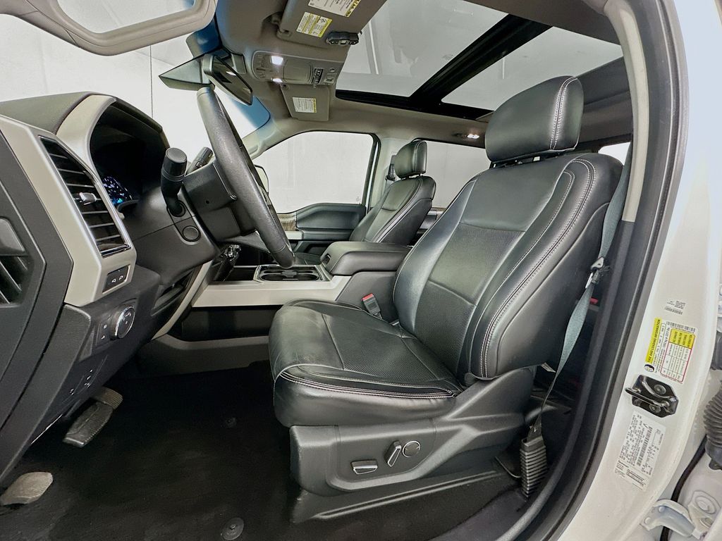 Thumbnail: 2019 Ford Econoline - 20