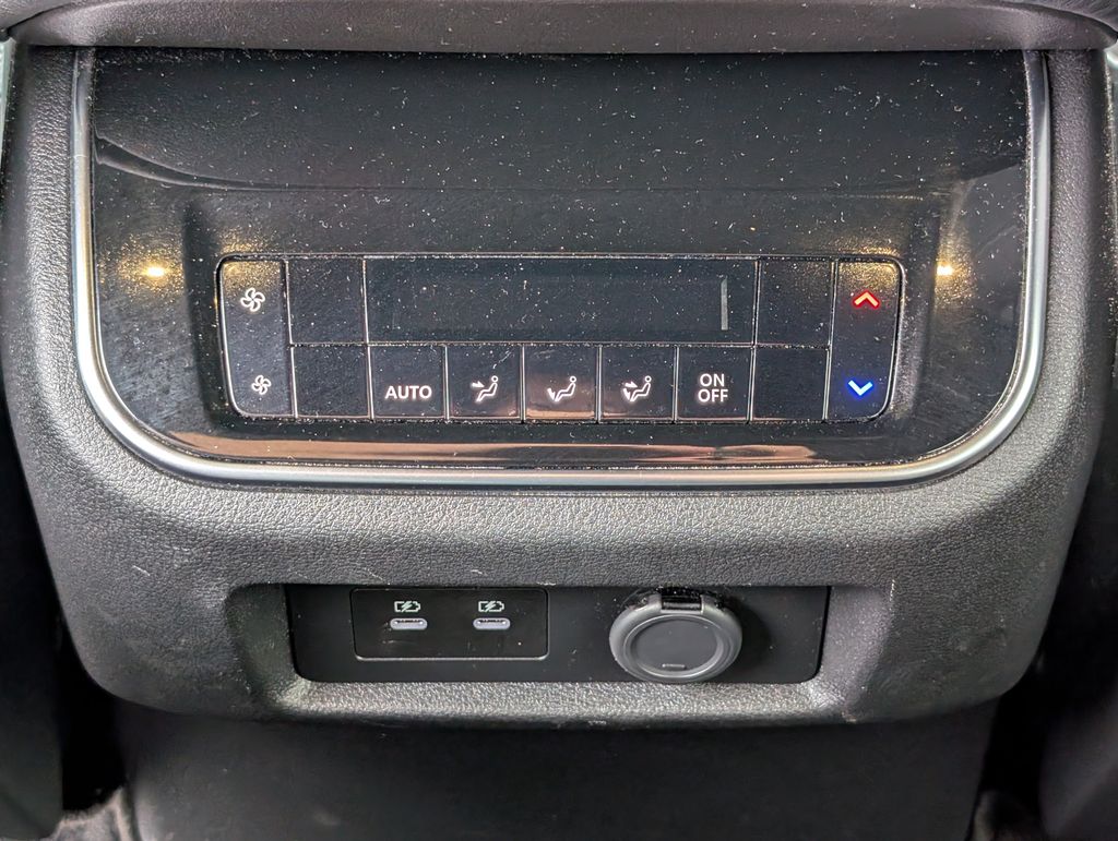Used 2025 Nissan Armada SUV