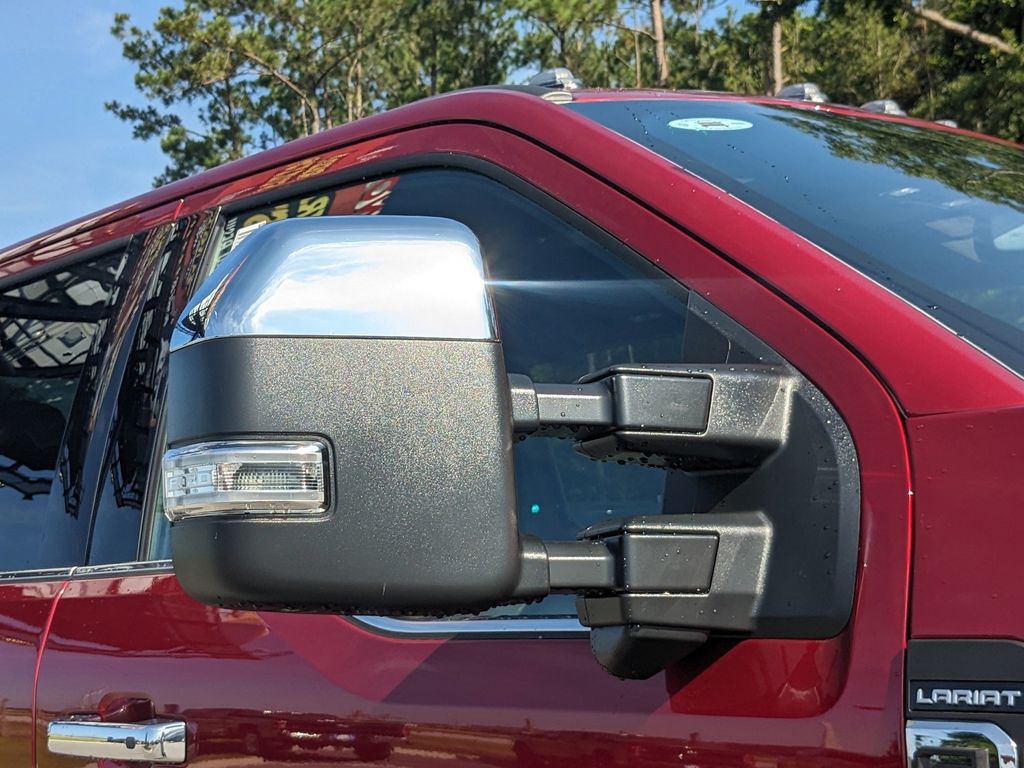 2025 Ford F-250 Super Duty Lariat