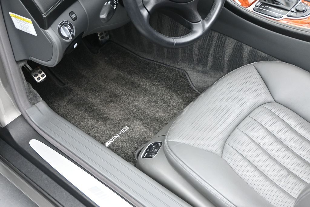 2006 Mercedes-Benz SL 55 AMG 