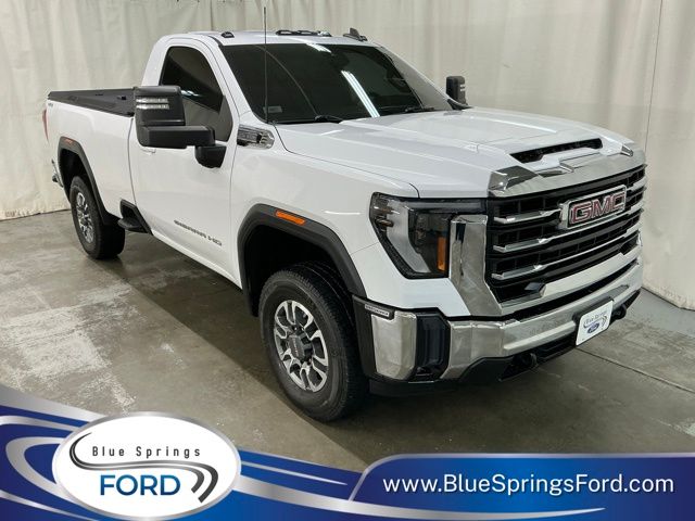 Summit White 2024 GMC Sierra 2500HD Pickup Truck Four-Wheel Drive Automatic